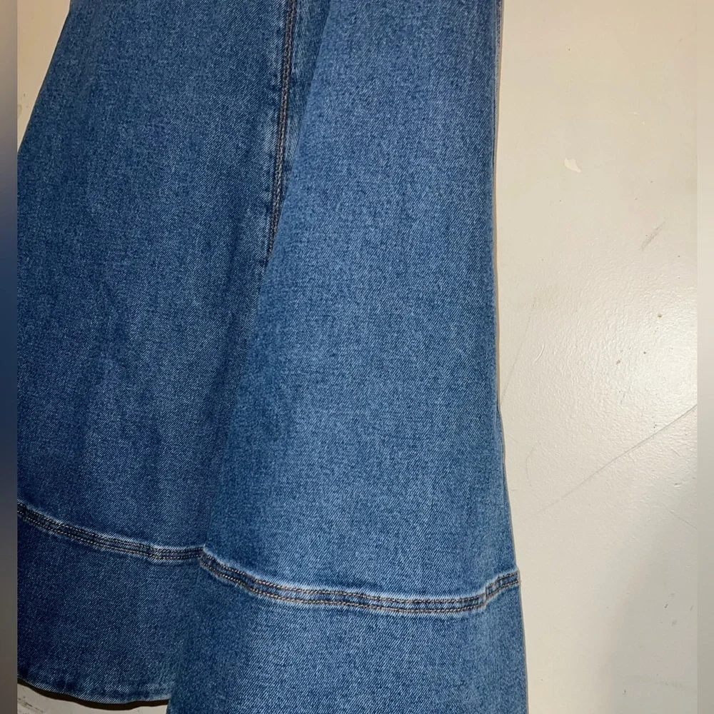 OSCAR DELA RENTA Sweetheart Neck Denim Dress in Medium Wash made in ITALY - Picture 16 of 17